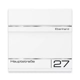 Personalisierter Briefkasten B25 mit pulverbeschichteter Oberfläche und 2x Lasergravuren