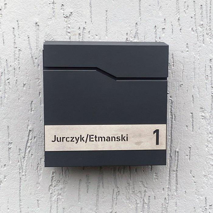 Briefkasten, personalisiert, Modell B7, Anthrazitgrau – GÜRTLER.shop