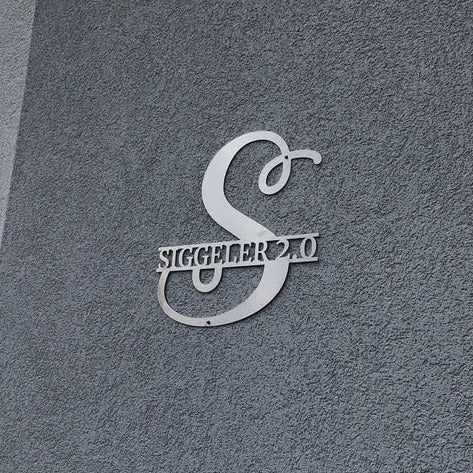 Monogramm M1 in Edelstahl, personalisiert mit deinem Namen - GÜRTLER.shop