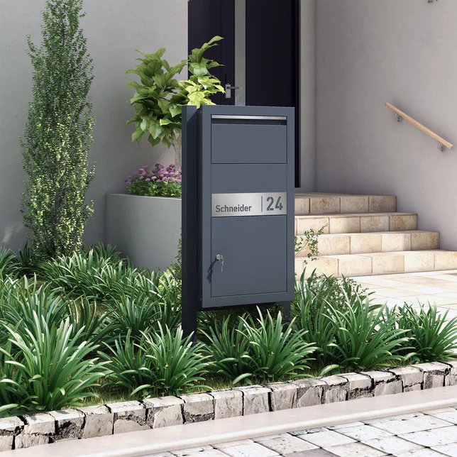 Paketbox PB6 personalisiert mit Edelstahl-Schild - GÜRTLER.shop